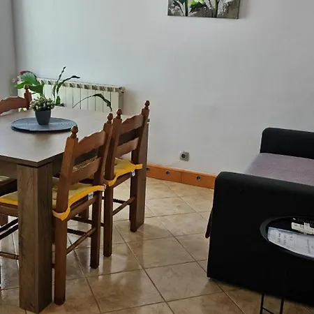 Apartamento Laguna 03 *